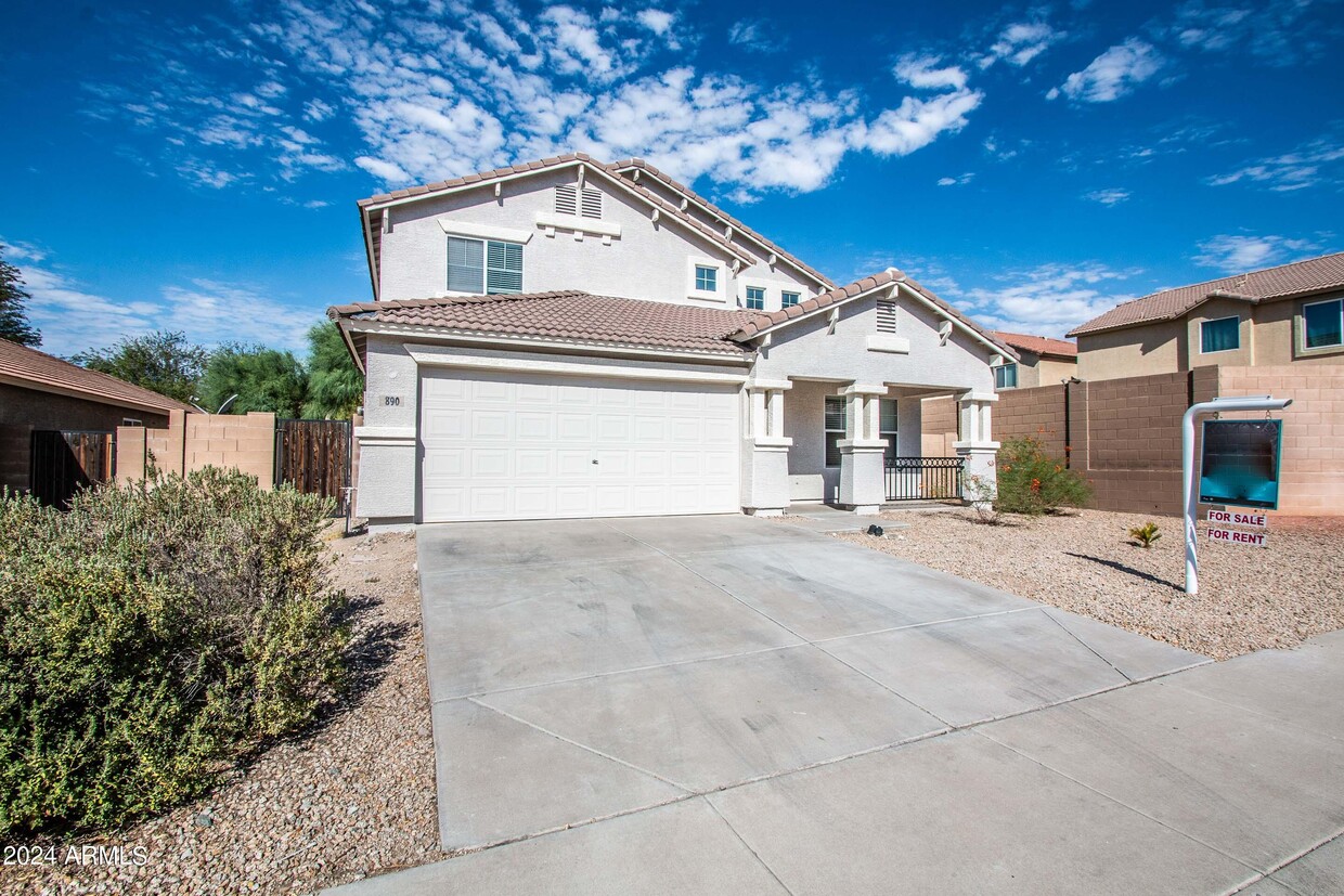 Foto principal - 890 241st Ln