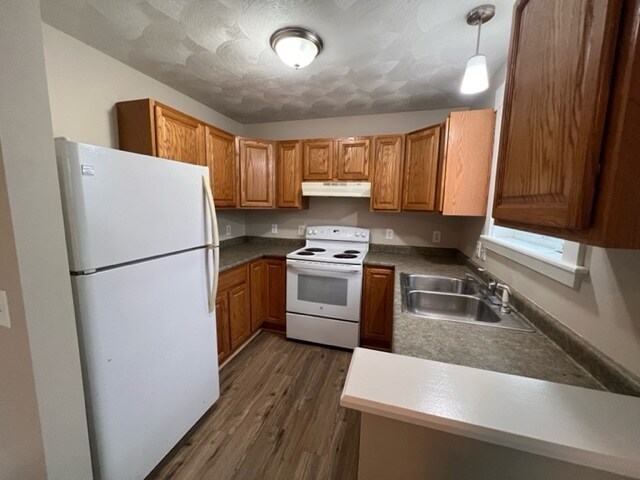 Building Photo - 27B Asselin St