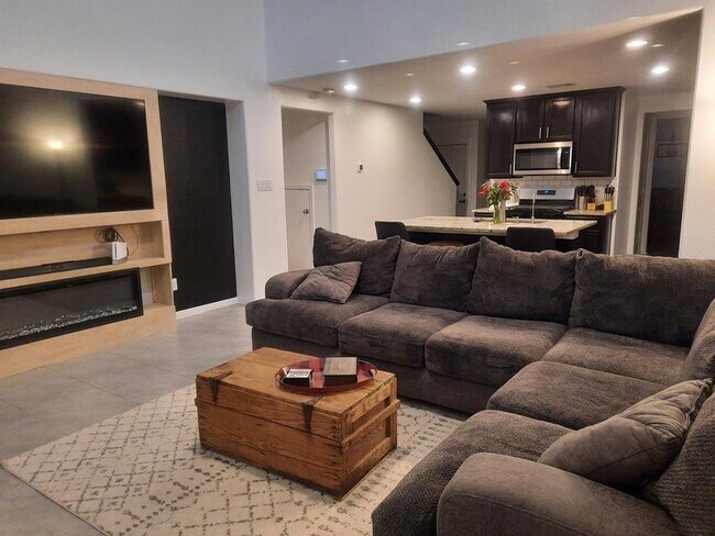 Foto del edificio - 203 Ashley Falls Ln