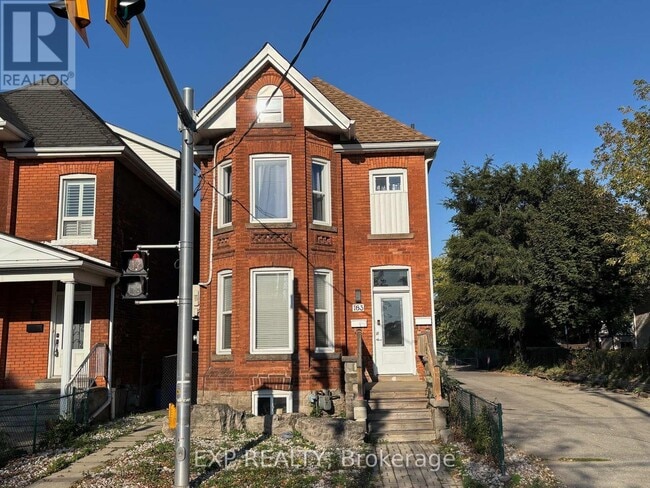 Building Photo - 163 Wentworth St N