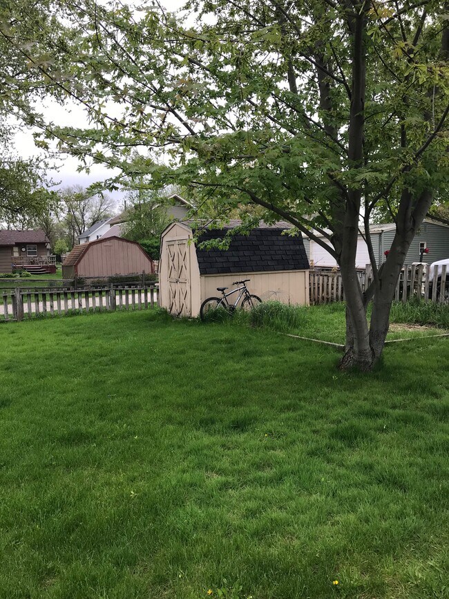 414 2nd St, Gilbert, IA 50105 Townhome Rentals in Gilbert IA