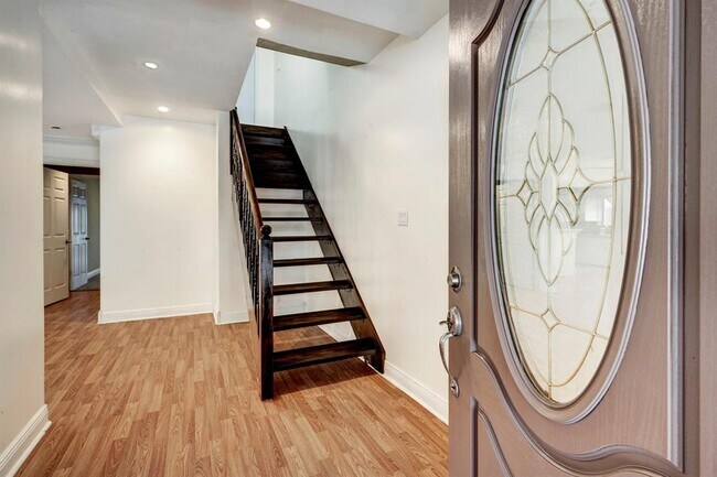 Foto del edificio - 906 Malone St