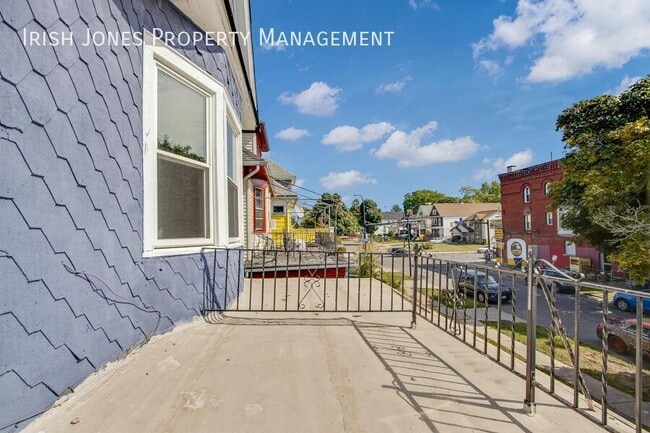 Building Photo - 148 Northland Ave