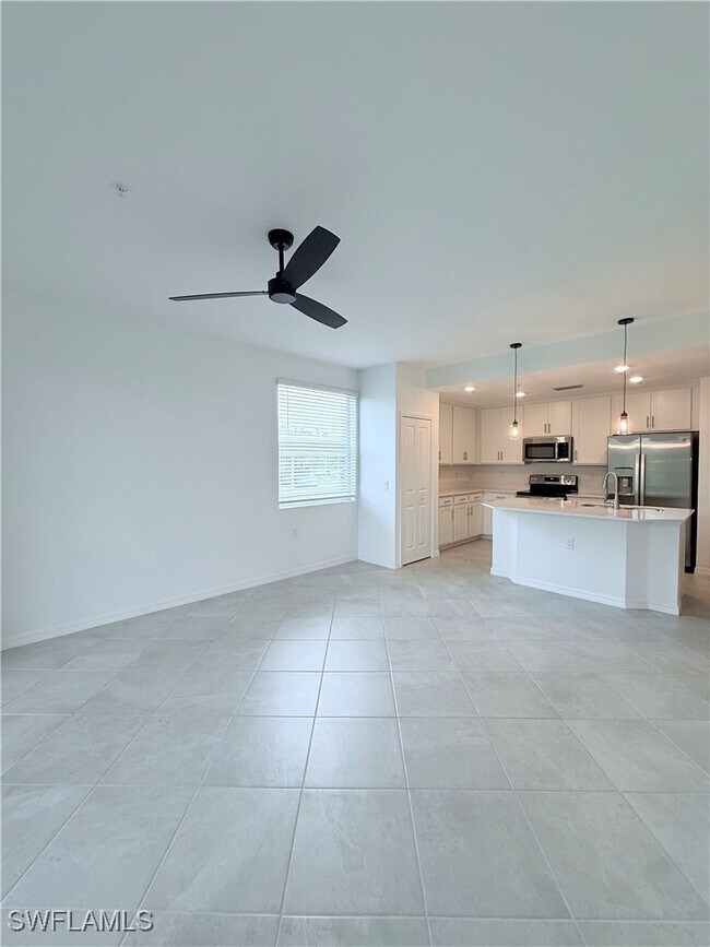 Foto del edificio - 14161 Heritage Landing Blvd