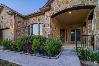 Building Photo - 307 Elderberry Rd