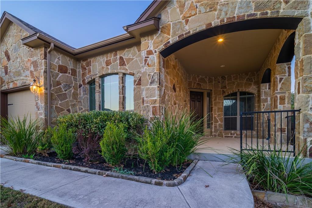 Foto principal - 307 Elderberry Rd