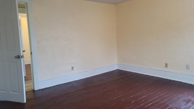 Building Photo - 183 Williams Pl