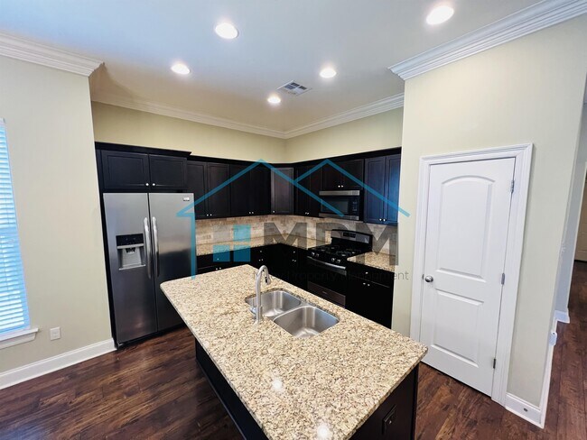 Foto del edificio - 111 Briar Glen Dr