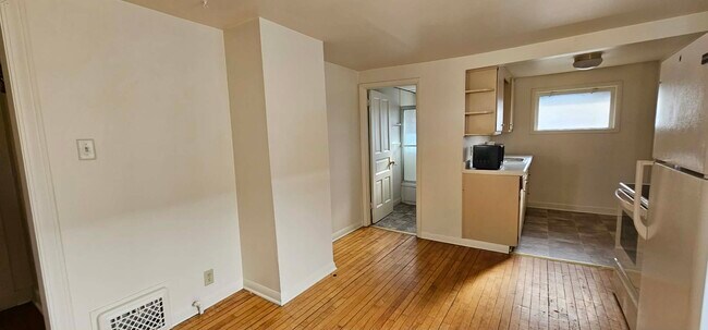 Foto del edificio - 1302 S 15th St