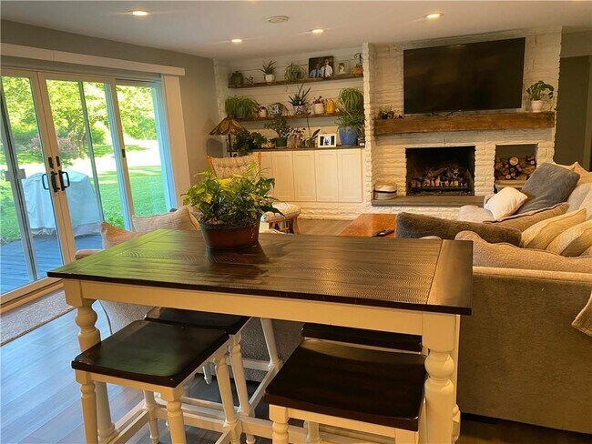 Foto del edificio - 615 Hardscrabble Blvd