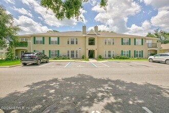 Building Photo - 77 Jardin De Mer Pl