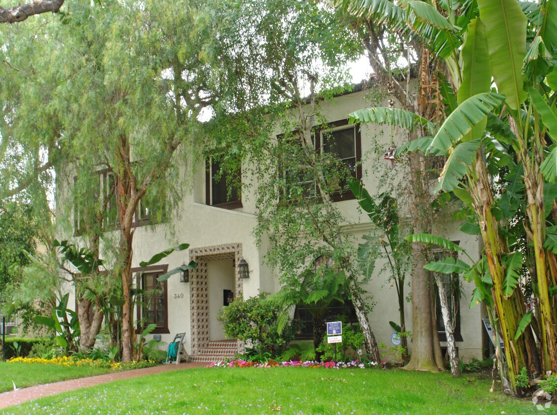 Foto del edificio - 340 N Oakhurst Dr