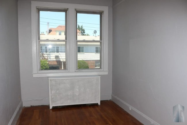 Building Photo - 3978 Amundson Ave