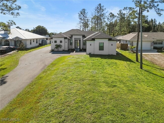 Foto del edificio - 2740 35th Ave NE