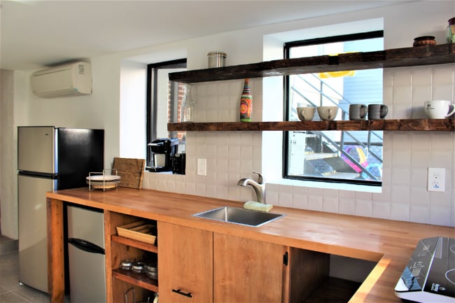 Building Photo - 1318 Corbin Pl NE