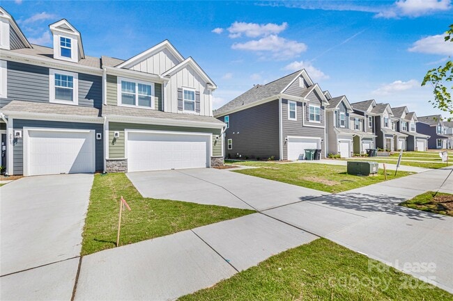 Building Photo - 2871 Yeager Dr NW