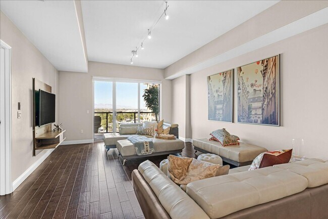Foto del edificio - Designer Furnished Beauty at One Las Vegas!