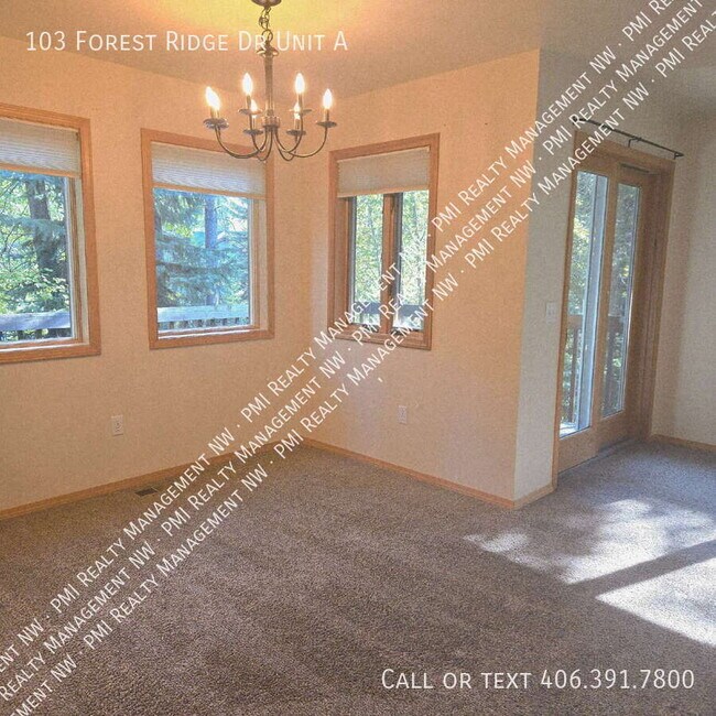 Foto del edificio - 103 Forest Ridge Dr