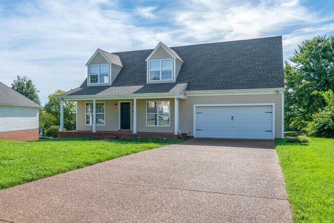 Foto del edificio - Charming Thompson Station Home in Sought-After Williamson County School District