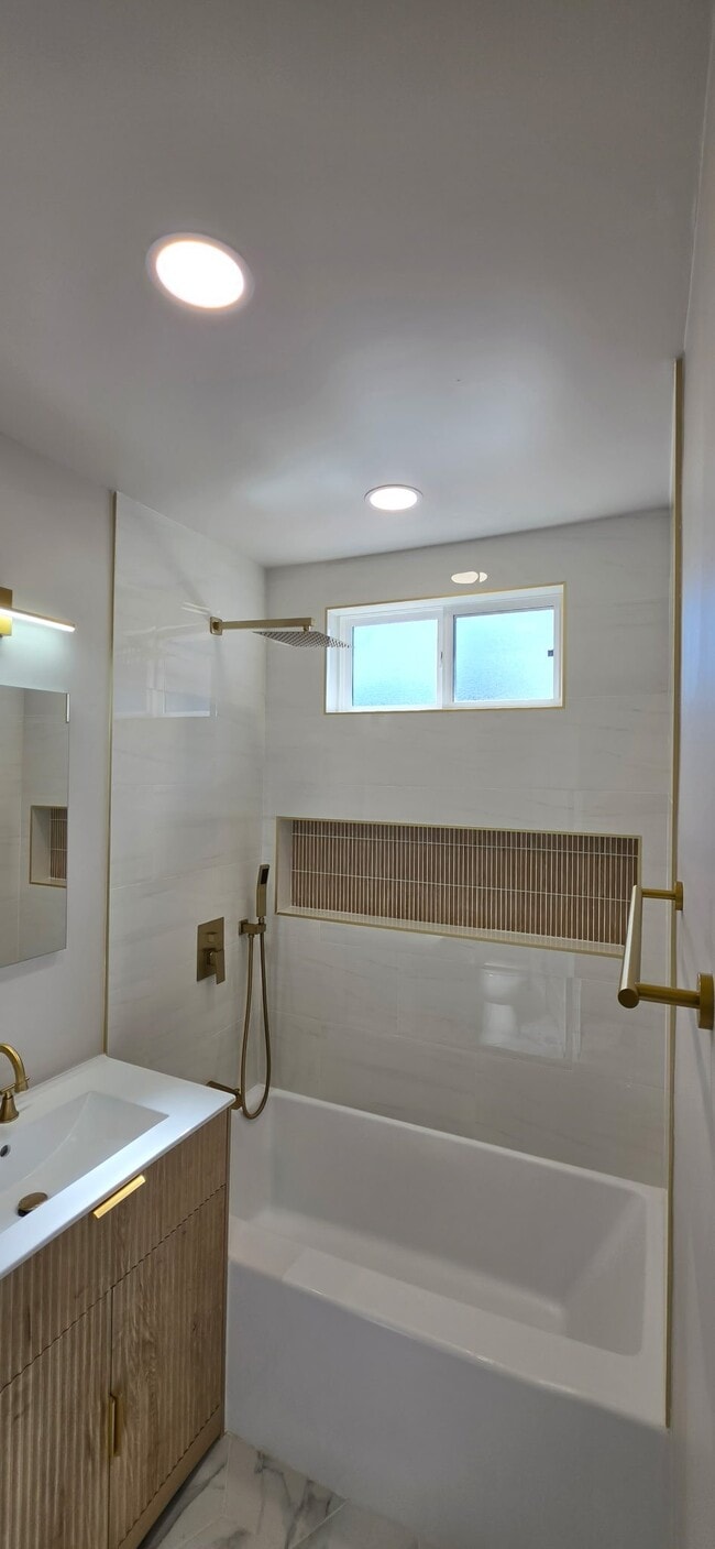 Foto del edificio - 14603 S Orchard Ave