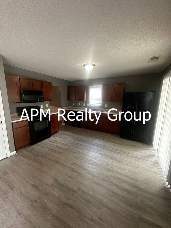 Foto del edificio - Clemson Road Convenient 4 Bedroom