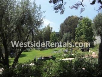 Primary Photo - 424 N Bellflower Blvd