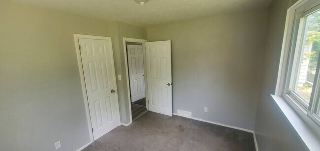 Foto del edificio - 4595 Lee Rd