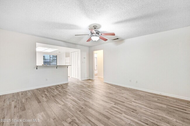 Foto del edificio - 1515 Huntington Ln