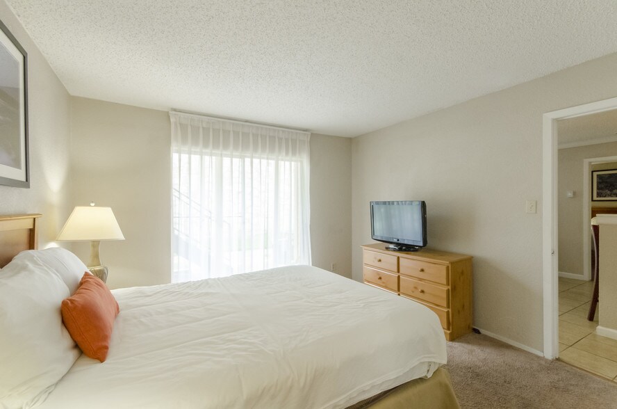 Navona Live Oak Apartments Navona Live Oak Apartments