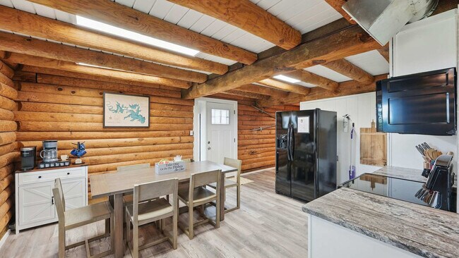 Foto del edificio - 205 Bravo Rd