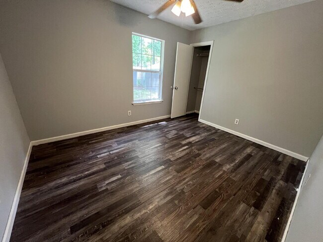 Foto del edificio - Charming 3 Bed, 2 Bath Home for Rent in Ri...