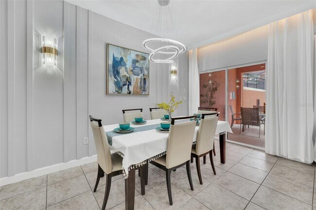 Foto del edificio - 8958 Cat Palm Rd