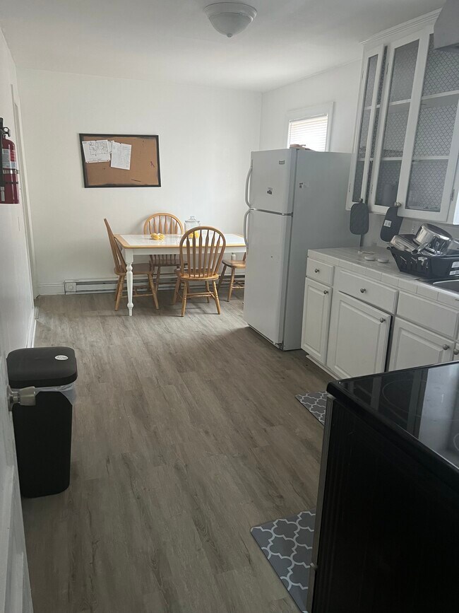 Foto del edificio - 813 N Lee St