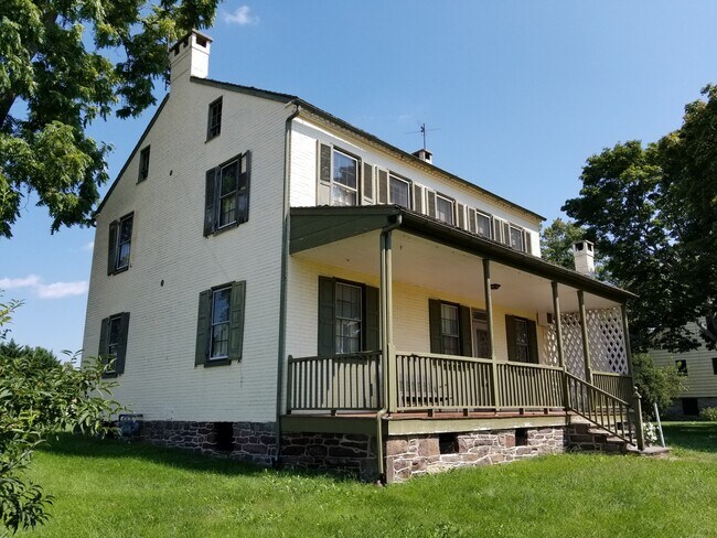 845 Hostetter Rd - Side - 845 Hostetter Rd