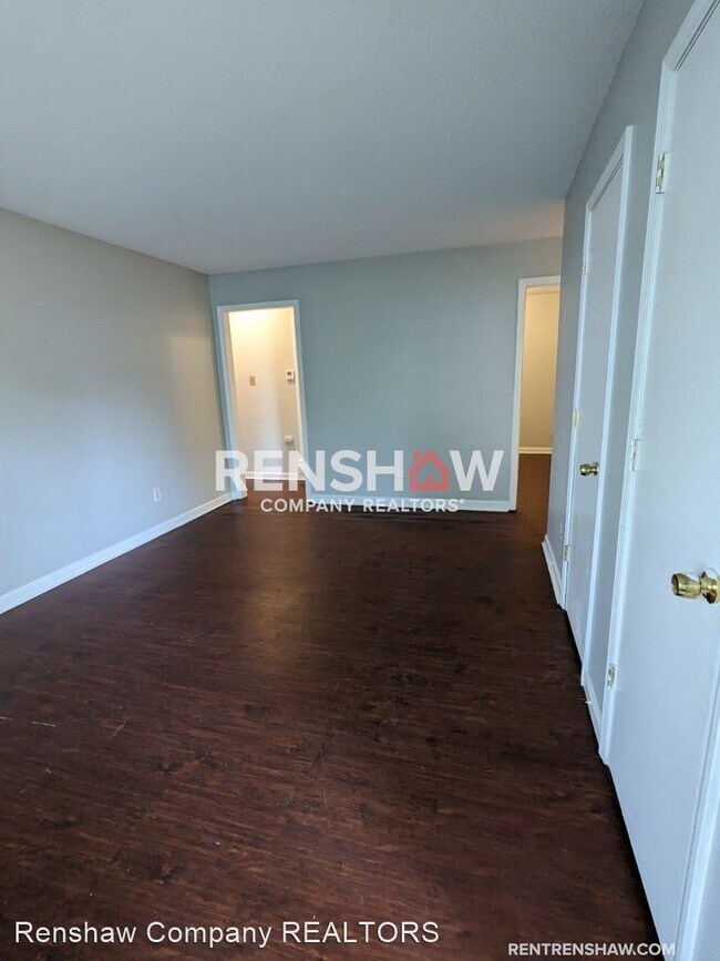 Building Photo - 3 br, 1 bath House - 4522 Sugar Creek Rd