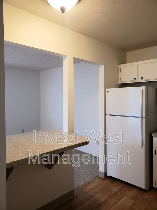 385 N Hayden Bay Dr Unit 135, Portland, OR 97217 Condo for Rent in