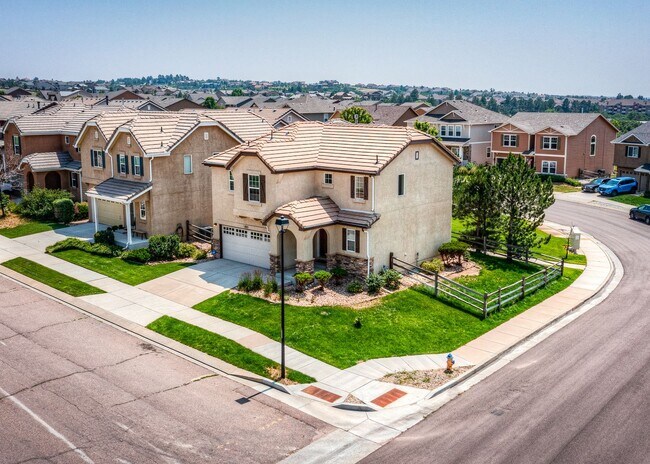 Foto del edificio - Charming 3 Bed, 2.5 bath in Northgate in D20