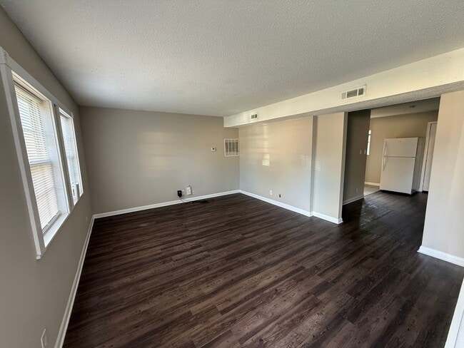 Foto del edificio - 3408 Glen Park Dr NW