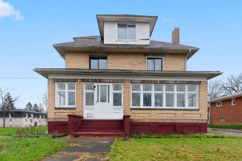 2515 E Midlothian Blvd Unit 4, Struthers, OH 44471 Room for Rent in