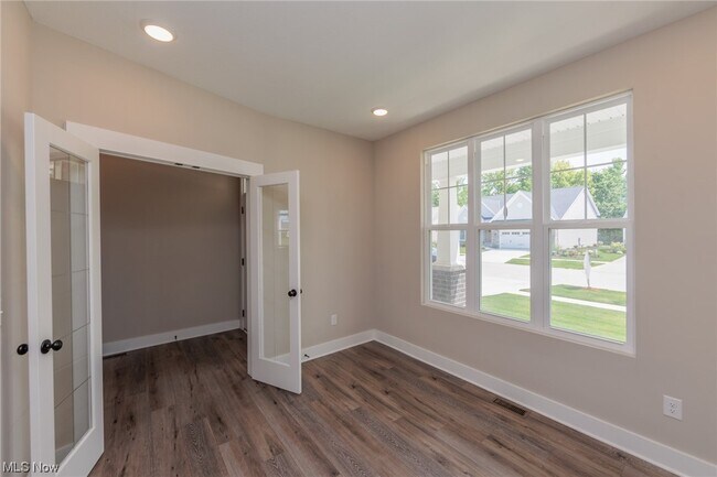 Building Photo - 36458 Appian Wy