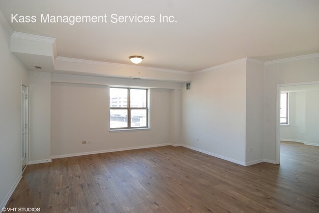 Building Photo - 3200 S Oak Park Ave