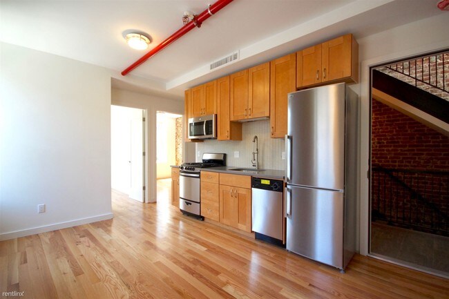 Foto del edificio - 438 Irving Ave