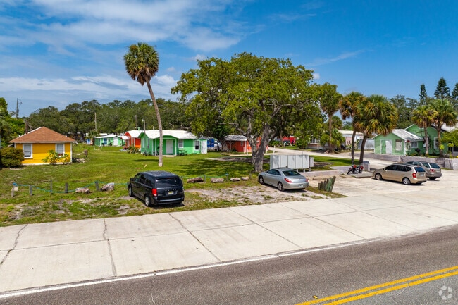 2664 Pineapple Ave, Melbourne, FL 32935 - Rocky Water Park