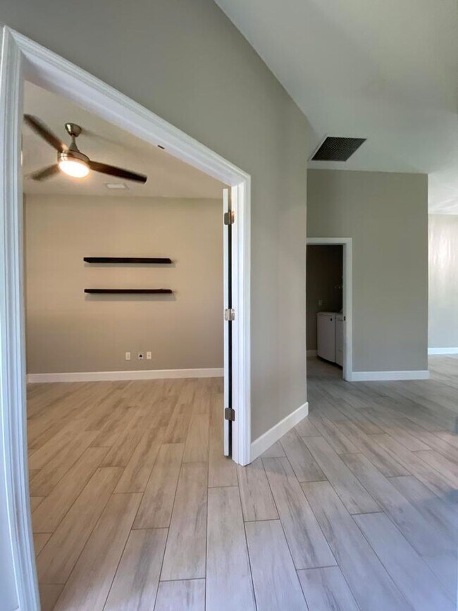 Building Photo - 3/2 in Eagle Marsh of LPGA