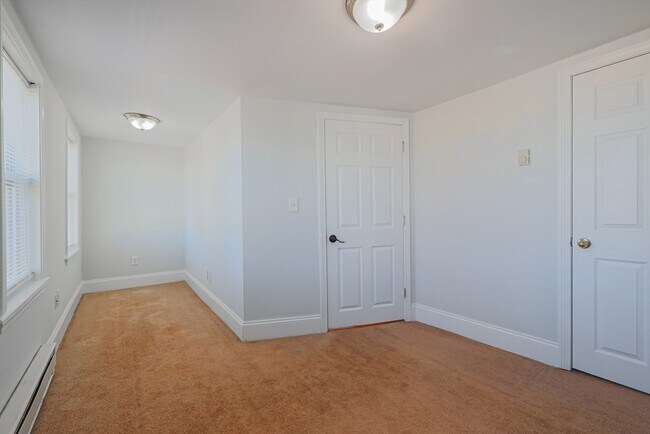 Foto del edificio - 89 Condor St