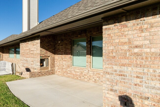 Building Photo - 12217 Brinley Reign Dr