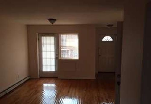Foto principal - 19-61-61 Bleecker St
