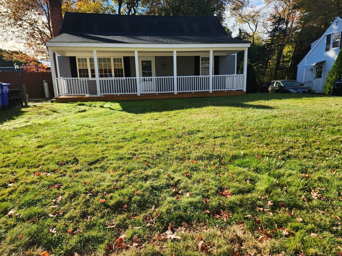 Foto principal - 62 Benton Ln