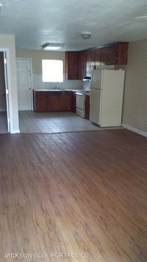 Foto principal - 5691 Atlee Ave