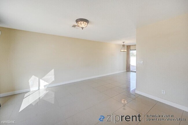 Building Photo - 3 br, 3 bath House - 126 St Albans Dr, Hen...
